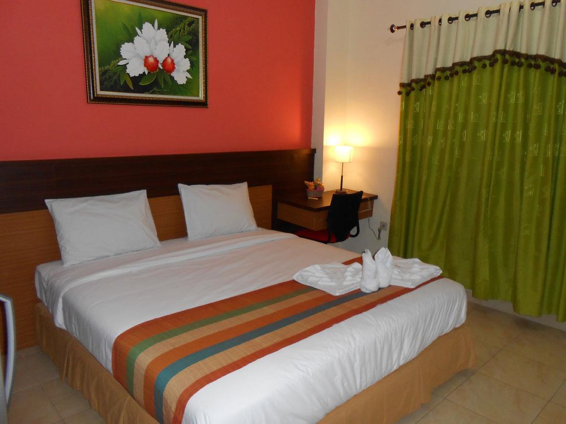 Pineapple Mansion Hotel Surakarta  Exterior photo